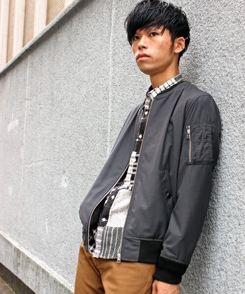 UNION STATION（ユニオンステーション）の「【2016-17AW商品】MA-1　ライトブルゾン（ミリタリージャケット・メンズ・ブラック/グレー/カーキ・S/M/L/LL）」の2枚目の写真