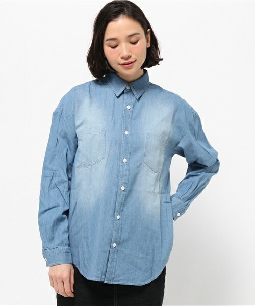 Bou Jeloud（ブージュルード）の「デニムシャツ（シャツ/ブラウス・レディース・ブルー/インディゴブルー・36/38）」の2枚目の写真
