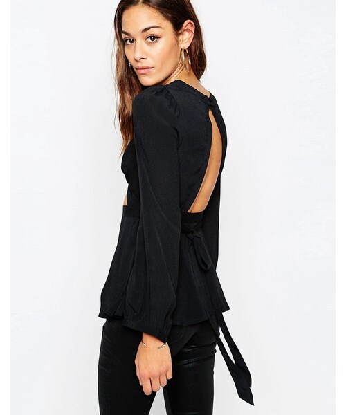 asos(エイソス)の「ASOS Cut Out Wrap Blouse(シャツ/ブラウス・レディース・Black・US 4/US 12/US 8/US 10/US 14/US 2)」の2枚目の写真