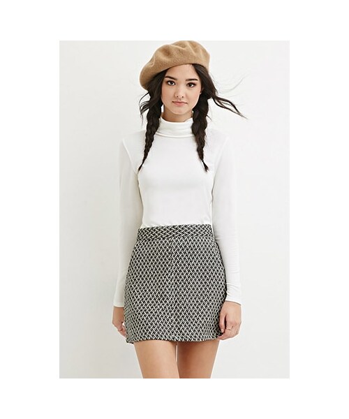 FOREVER 21（フォーエバー トゥエンティーワン）の「サーマルタートルネックトップ（f21_top_tee・レディース・BLACK/CHARCOAL/IVORY・Small/Medium/Large）」の2枚目の写真