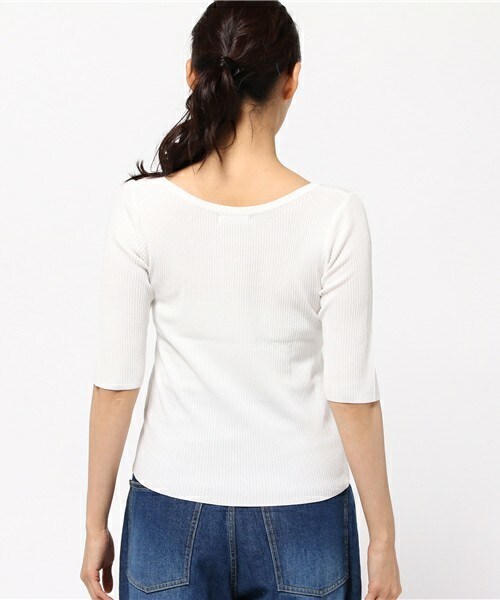 archives（アルシーヴ）の「【店舗限定商品】Vネックリブトップス（ニット/セーター・レディース・アイボリー/カーキ/ネイビー/イエロー・MEDIUM）」の7枚目の写真