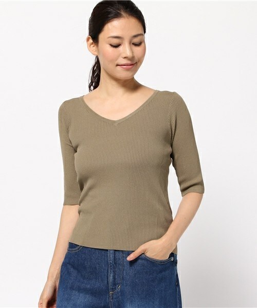 archives（アルシーヴ）の「【店舗限定商品】Vネックリブトップス（ニット/セーター・レディース・アイボリー/カーキ/ネイビー/イエロー・MEDIUM）」の2枚目の写真
