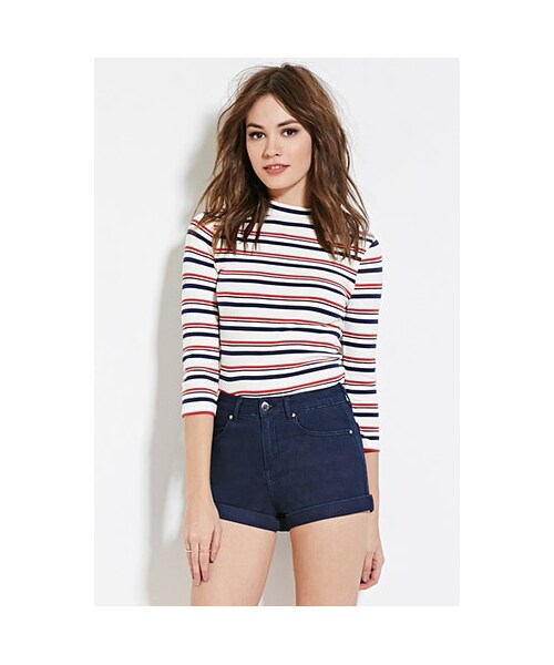 FOREVER 21（フォーエバー トゥエンティーワン）の「ハイライズカフデニムショートパンツ（f21_bottom_short_pants・レディース・LIGHT DENIM/DARK DENIM/MEDIUM DENIM/INDIGO・24/25        /26        /27        /28        ）」の4枚目の写真