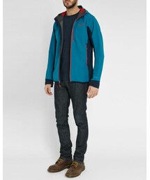 patagonia（パタゴニア）の「Blue Two-Tone Adze Hybrid Softshell
