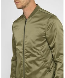 Acne Studios（アクネストゥディオズ）の「Khaki Selo Light