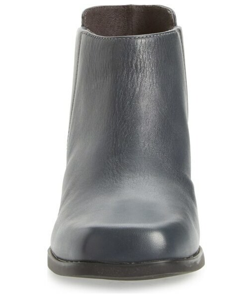 CAMPER(カンペール)の「Camper 'Kobo' Ankle Boot (Women)(ブーツ・レディース・Gray/Red・Regular 35 EU/Regular 36 EU/Regular 37 EU/Regular 38 EU/Regular 39 EU/Regular 40 EU/Regular 41 EU)」の5枚目の写真