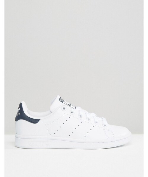 adidas（アディダス）の「Adidas adidas Originals White And Navy Stan Smith Sneakers（スニーカー・レディース・White・US 7/US 8/US 9.5/US 10.5/US 10/US 9/US 7.5/US 6/US 11/US 8.5）」の3枚目の写真