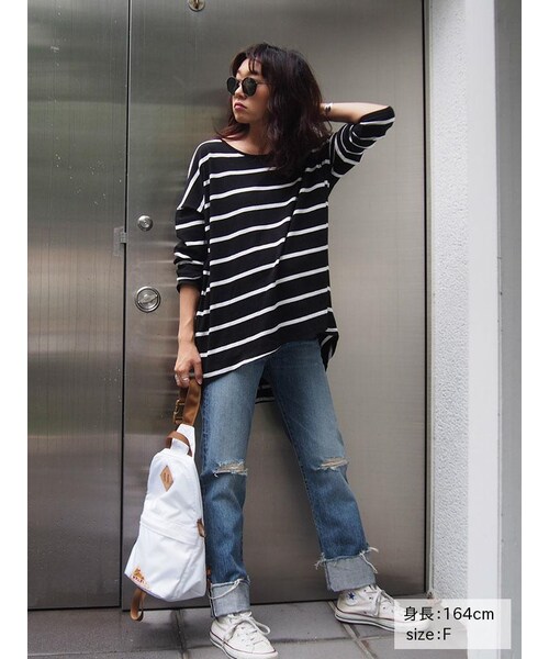 Ungrid（アングリッド）の「ルーズボーダーロングスリーブTee（トップス・レディース・オフホワイト/ブラック/オレンジ/ネイビー/カーキ・F）」の6枚目の写真