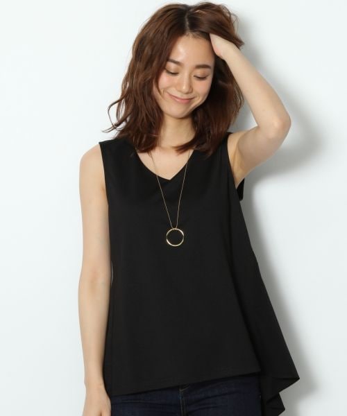 Andemiu（アンデミュウ）の「バックジョーゼットフレアＴ（トップス・オフホワイト/ブラック/キャメル・F）」の2枚目の写真