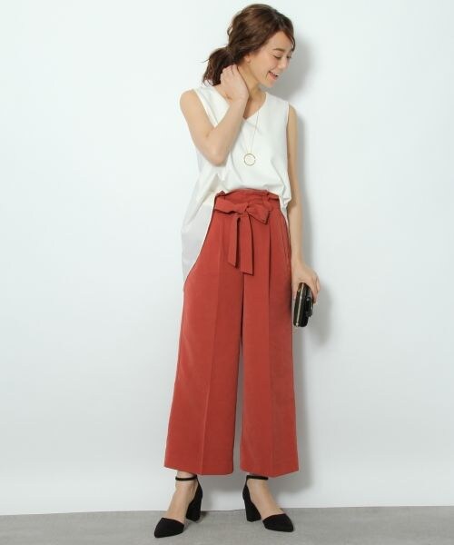 Andemiu（アンデミュウ）の「バックジョーゼットフレアＴ（トップス・オフホワイト/ブラック/キャメル・F）」の5枚目の写真