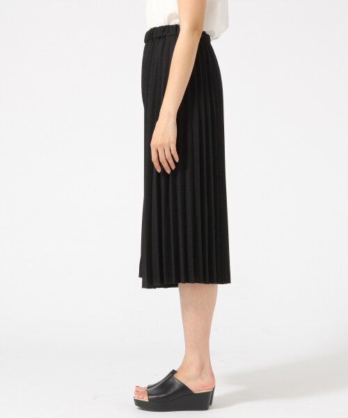 LOWRYS FARM（ローリーズファーム）の「カットプリーツスカーチョ（パンツ・ブラック/グレー/エンジ/カーキ・F）」の6枚目の写真