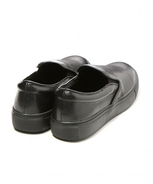 GLOBAL WORK（グローバルワーク）の「スリッポンスニーカー（シューズ・ホワイト/ブラック/グレー・S(22-22.5cm)/M(23-23.5cm)/L(24-24.5cm)）」の6枚目の写真