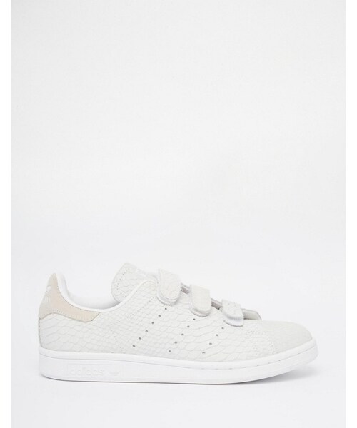 adidas（アディダス）の「Adidas adidas Orginals Velcro Stan Smith In Snake Suede Sneakers（スニーカー・レディース・White・US 8）」の2枚目の写真