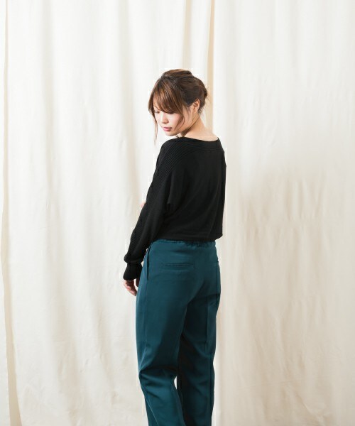 INTERPLANET（インタープラネット）の「《WEARISTA 三橋栄香セレクト》ソリストヒートドルマンニット（ニット/セーター・レディース・ブラック/グレー/キャメル/ワイン・FREE）」の16枚目の写真