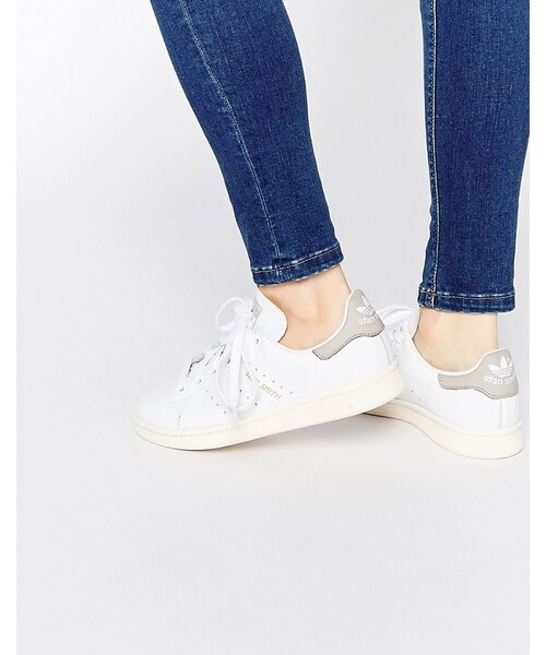 adidas(アディダス)の「Adidas adidas Originals White Stan Smith Sneakers(スニーカー・レディース・White・US 10)」の1枚目の写真