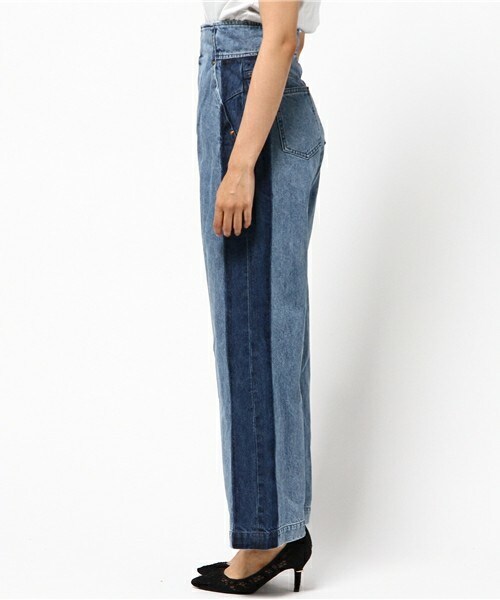 mame（マメ）の「mame センタープリーツデニムパンツ（デニムパンツ・レディース・ブルー/ブラック・1/2）」の3枚目の写真