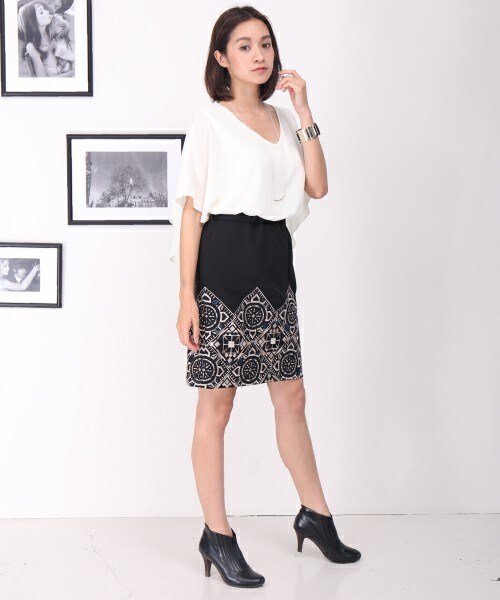 Bou Jeloud（ブージュルード）の「刺繍パッチワークタイトスカート（スカート・レディース・ブラック/マスタード・38）」の3枚目の写真