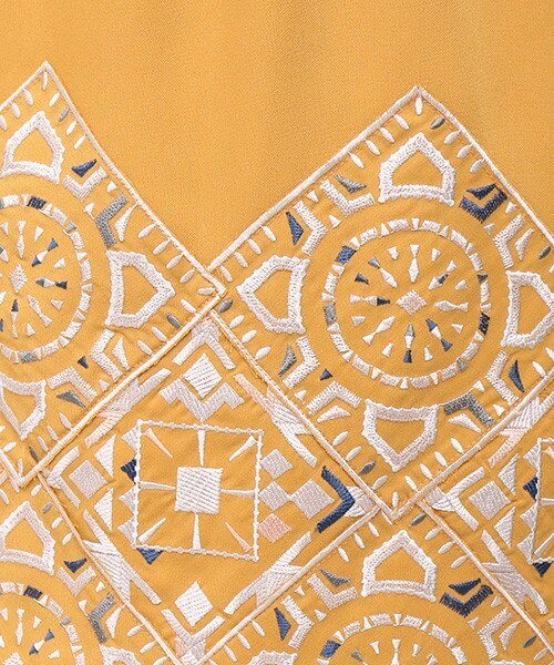 Bou Jeloud（ブージュルード）の「刺繍パッチワークタイトスカート（スカート・レディース・ブラック/マスタード・38）」の8枚目の写真