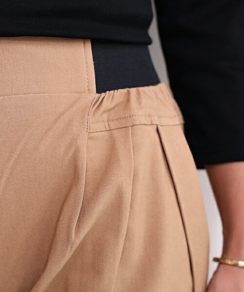 Bou Jeloud（ブージュルード）の「【セール除外品】ハイテンションタックパンツ（フル丈）（その他パンツ・レディース・ブラック/カーキ/ネイビー/キャメル/A/B/ベージュ/オリーブ/C・36/38/40）」の18枚目の写真