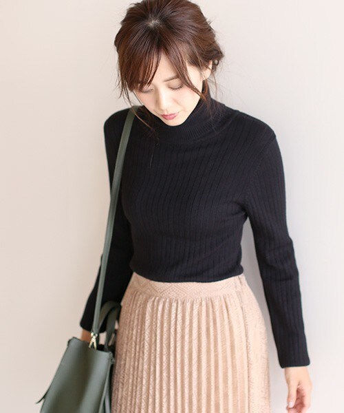 Bou Jeloud（ブージュルード）の「【AWカタログ掲載】ツインヒートリブタートル（ニット/セーター・レディース・オフホワイト/ブラック/ダークブルー/キャメル/ボルドー・FREE）」の7枚目の写真