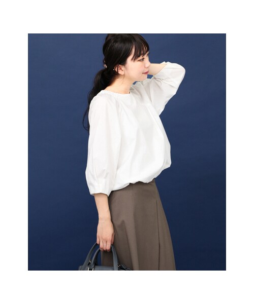 KBF（ケイビーエフ）の「KBF+ 裾バルーンブラウス（トップス・レディース・BEIGE/OFF/D.NAVY・one）」の5枚目の写真