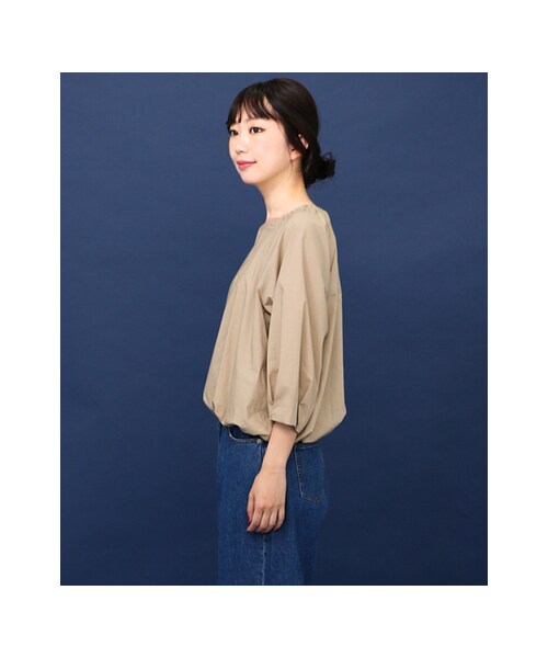 KBF（ケイビーエフ）の「KBF+ 裾バルーンブラウス（トップス・レディース・BEIGE/OFF/D.NAVY・one）」の15枚目の写真