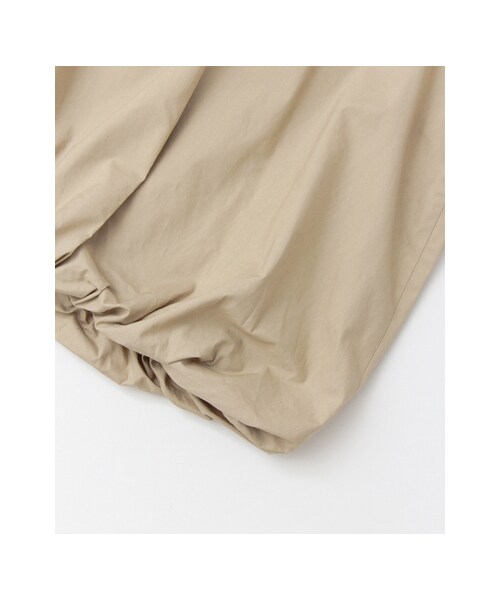 KBF（ケイビーエフ）の「KBF+ 裾バルーンブラウス（トップス・レディース・BEIGE/OFF/D.NAVY・one）」の19枚目の写真