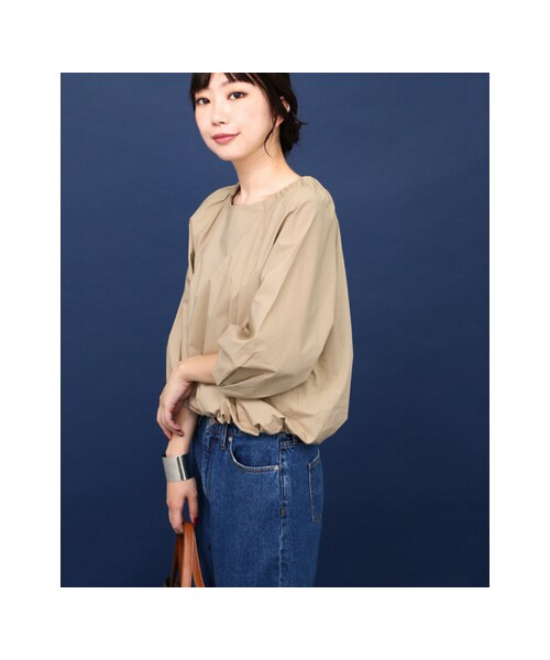 KBF（ケイビーエフ）の「KBF+ 裾バルーンブラウス（トップス・レディース・BEIGE/OFF/D.NAVY・one）」の10枚目の写真