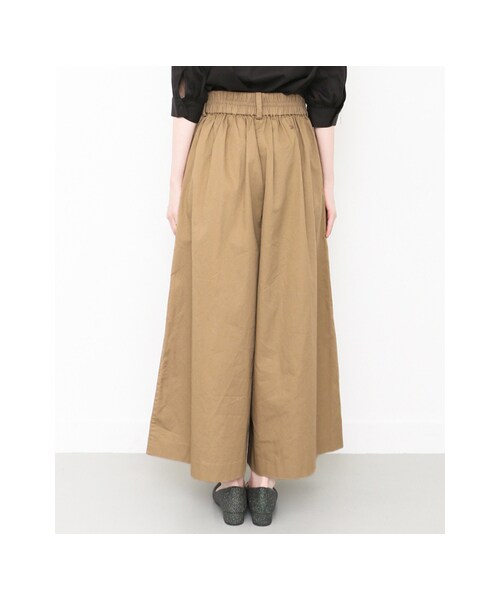 KBF(ケイビーエフ)の「センタータックWIDEパンツ(パンツ・レディース・BEIGE/NAVY/BLACK・one)」の12枚目の写真