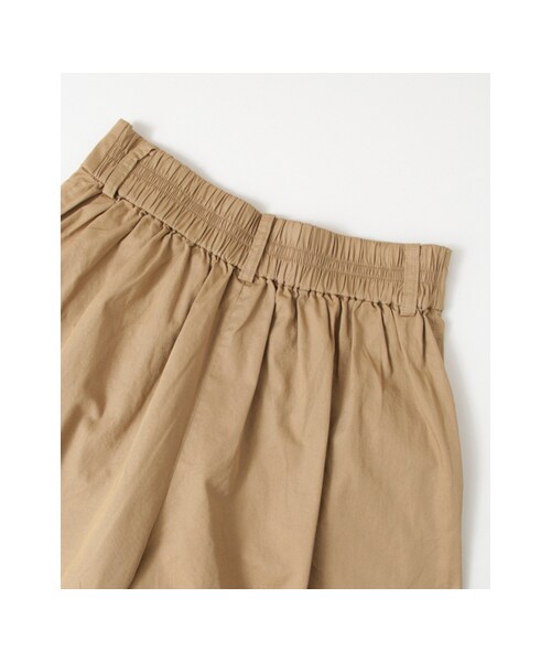 KBF(ケイビーエフ)の「センタータックWIDEパンツ(パンツ・レディース・BEIGE/NAVY/BLACK・one)」の17枚目の写真