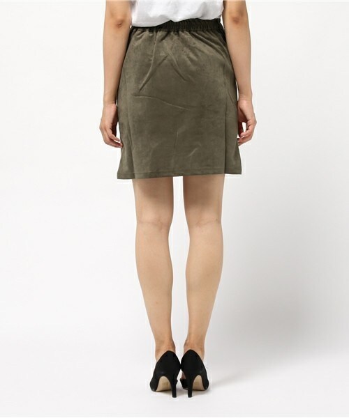 archives（アルシーヴ）の「フェイクスエード台形スカート（スカート・レディース・ベージュ/カーキ/キャメル/オレンジ・MEDIUM）」の7枚目の写真