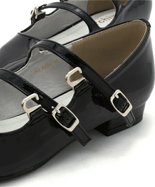 archives（アルシーヴ）の「ダブルストラップパンプス（パンプス・レディース・アイボリー/ブラック/レッド・MEDIUM/LARGE）」の8枚目の写真