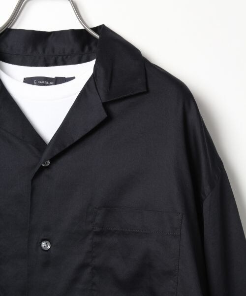 RAGEBLUE(レイジブルー)の「サテンオープンカラーシャツ(トップス・ワイン/キャメル/ネイビー・M/L)」の6枚目の写真