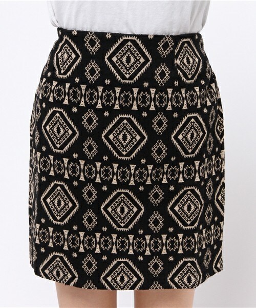 archives（アルシーヴ）の「ジャガードタイトスカート（スカート・レディース・オフホワイト/ブラック/ワイン・MEDIUM）」の7枚目の写真