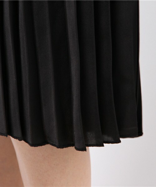 archives（アルシーヴ）の「ビンテージサテンプリーツスカート（スカート・レディース・ブラック/カーキ/ピンク/ワイン・MEDIUM）」の10枚目の写真