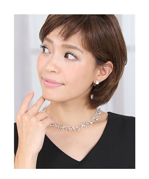 FayMay（フェイメイ）の「テグスパールネックレス　ショートタイプ（ネックレス・レディース・ホワイト/グレー・ONE）」の2枚目の写真