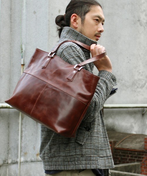 MEN'S BIGI(メンズビギ)の「リアルレザートートバッグ(トートバッグ・メンズ・ブラック/ブラウン・FREE)」の1枚目の写真