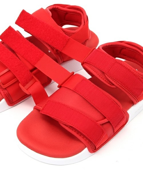 adidas(アディダス)の「ウィメンズ アディダス アディレッタ サンダル スポサン ADILETTE SANDAL W S75380(サンダル・レディース・レッド・22.5cm/23.5cm/24.5cm)」の7枚目の写真