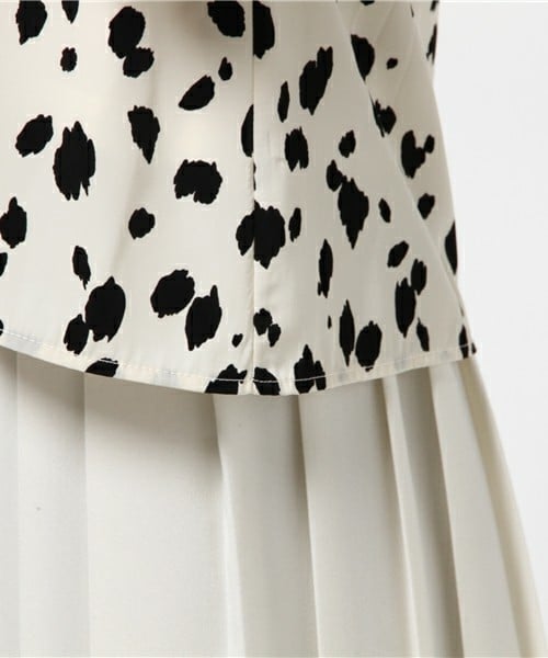 archives（アルシーヴ）の「レオパード見えキャミ（シャツ/ブラウス・レディース・オフホワイト/ネイビー・MEDIUM）」の7枚目の写真