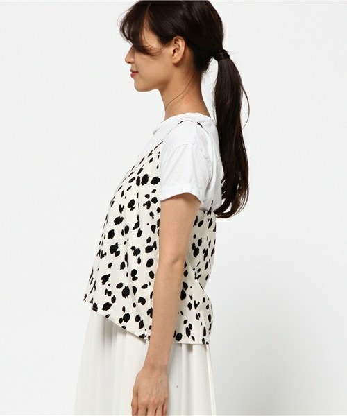 archives（アルシーヴ）の「レオパード見えキャミ（シャツ/ブラウス・レディース・オフホワイト/ネイビー・MEDIUM）」の4枚目の写真