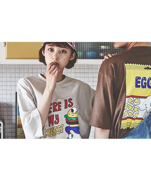 OLDMICKEY (オールドミッキー)の「ユニークハンバーガープリントTシャツ(P000BIFP)(Tシャツ/カットソー・レディース・unknow color・FREE)」の1枚目の写真