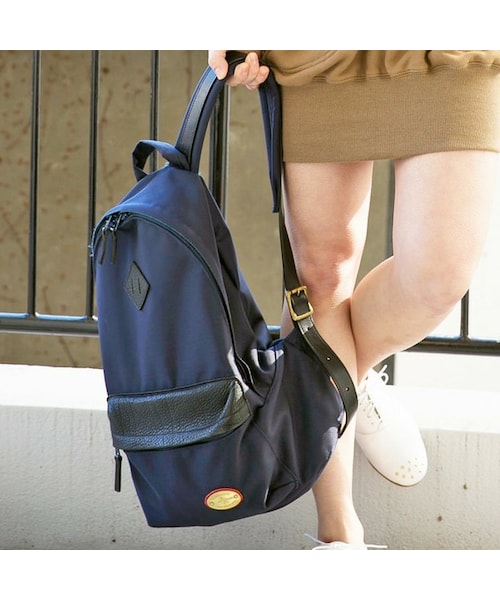 コールハーンナイロンフラップバックパックネイビー ネイビー ナイロン リュック バックパック コール ハーン COLE HAAN
