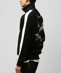 VANQUISH（ヴァンキッシュ）の「スエードライクストレッチトラック