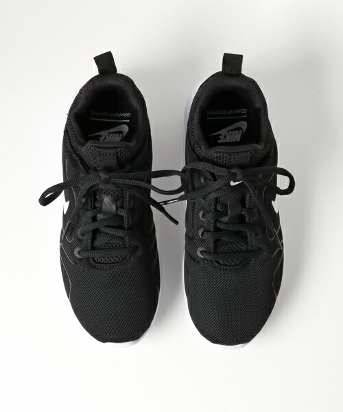 NIKE SPORTSWEAR（ナイキスポーツウェアー）の「ウィメンズ ナイキ カイシ ブラック/ホワイト NIKE WMNS KAISHI 2.0 833666-010（スニーカー・レディース・ブラック・23cm/23.5cm/24cm/24.5cm）」の5枚目の写真