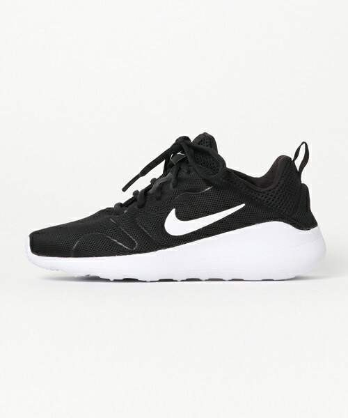 NIKE SPORTSWEAR（ナイキスポーツウェアー）の「ウィメンズ ナイキ カイシ ブラック/ホワイト NIKE WMNS KAISHI 2.0 833666-010（スニーカー・レディース・ブラック・23cm/23.5cm/24cm/24.5cm）」の2枚目の写真