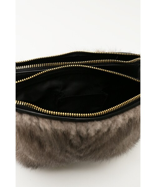 Spick & Span(スピックアンドスパン)の「≪予約≫ミンクWポシェット◆(バッグ・ブラック/パープル A・フリー)」の11枚目の写真