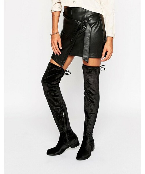 flat over the knee boots