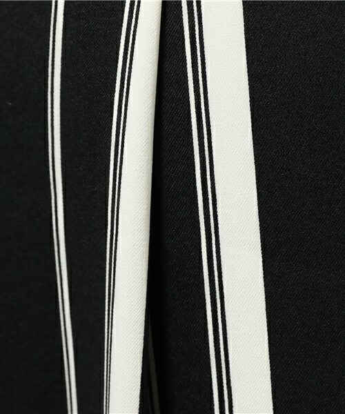 archives（アルシーヴ）の「ストライプワイドパンツ（その他パンツ・レディース・オフホワイト/ブラック・MEDIUM）」の10枚目の写真