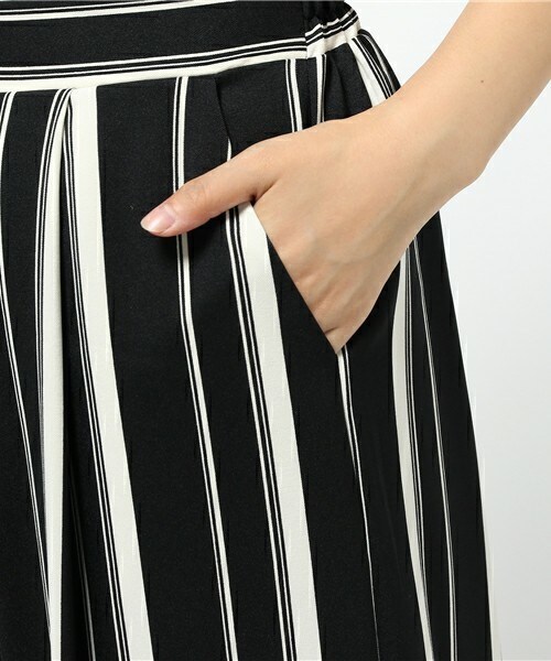 archives（アルシーヴ）の「ストライプワイドパンツ（その他パンツ・レディース・オフホワイト/ブラック・MEDIUM）」の8枚目の写真