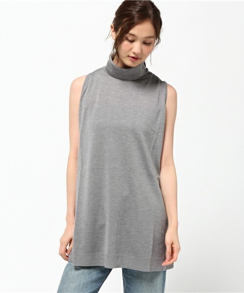 actuel（アクチュエル）の「moistタートルノースリーブニット（ニット/セーター・レディース・ブラック/グレー/バーガンディー・FREE）」の2枚目の写真